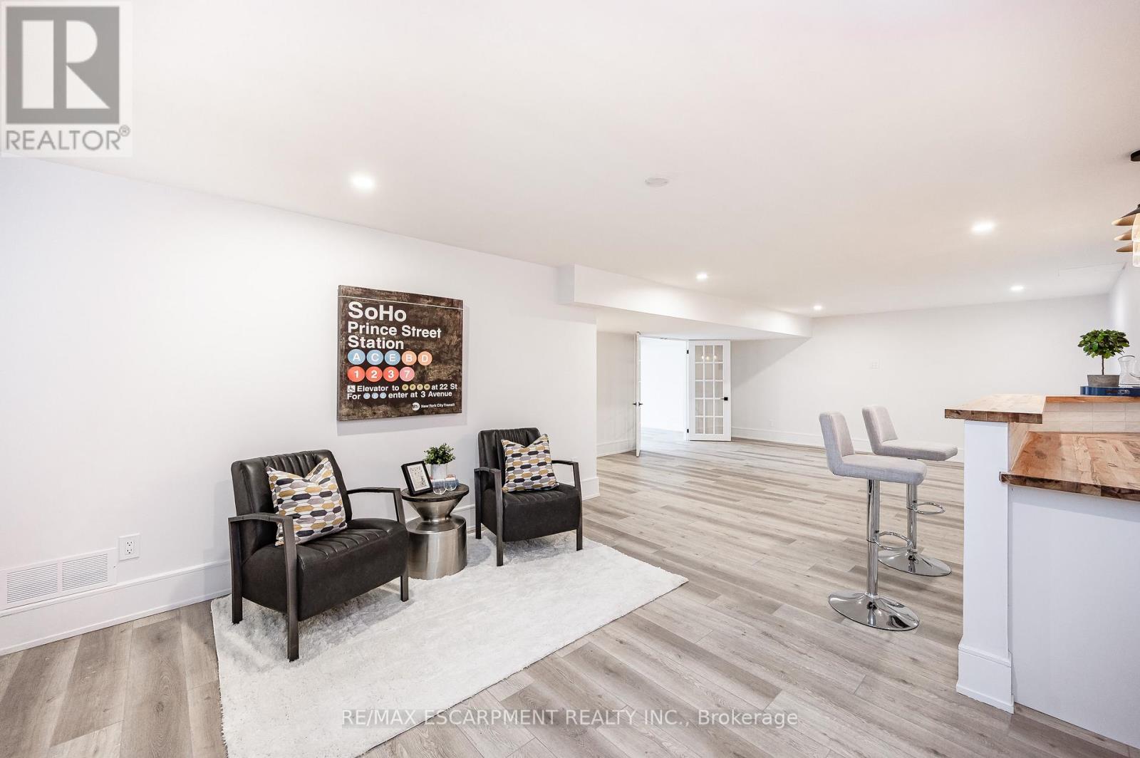 175 BLUEBELL CRESCENT - 36