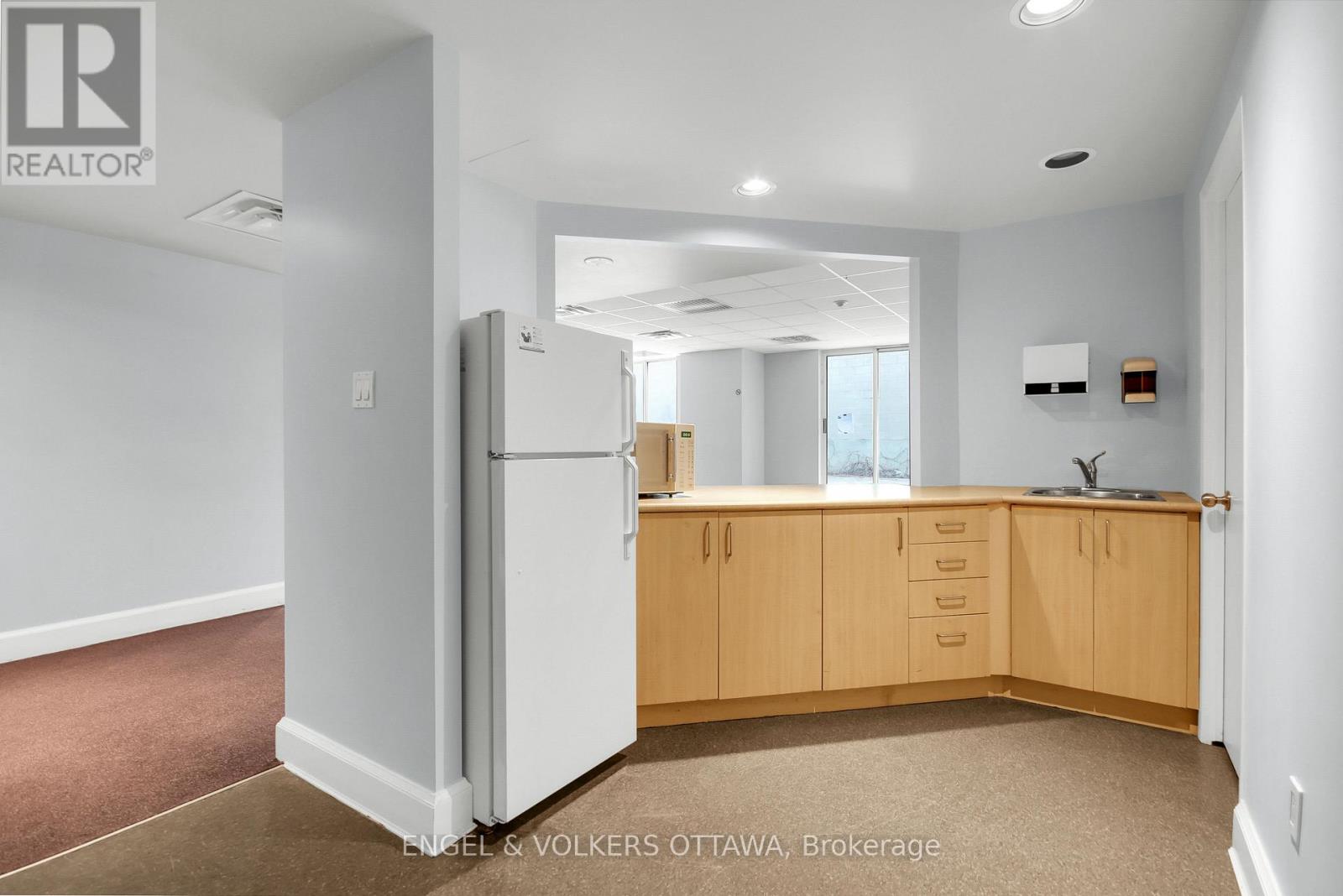 1 Bed, 1 Bath Apartment for Rent in Ottawa – 607 – 134 YORK STREET, Ottawa – MLS# X13245752 - Image 25