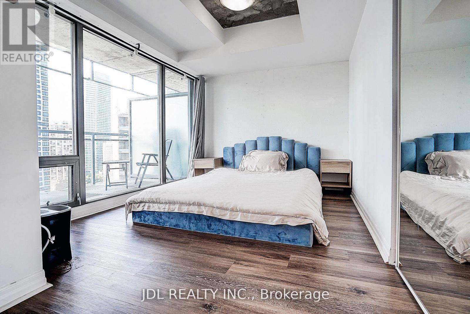 #2105 22 WELLESLEY STREET E - 20