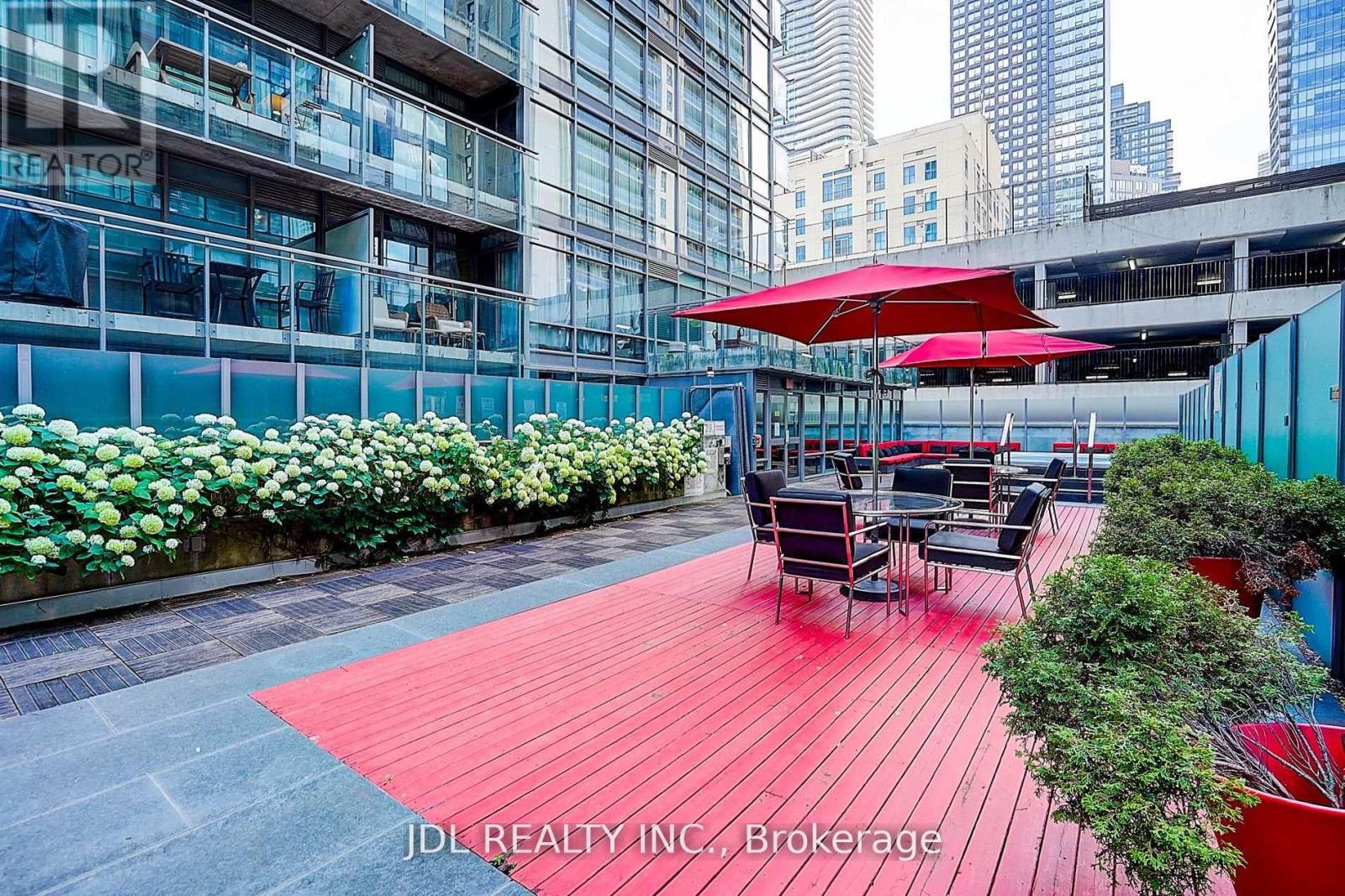 #2105 22 WELLESLEY STREET E - 30