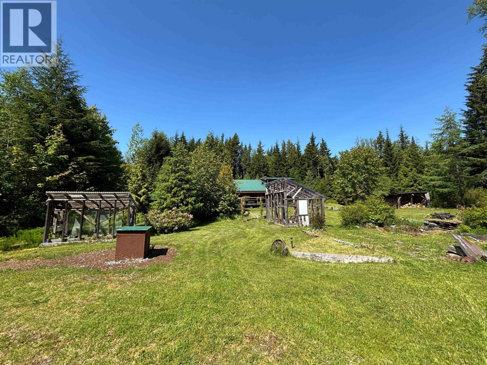 42 BROUSSEAU ROAD - 22