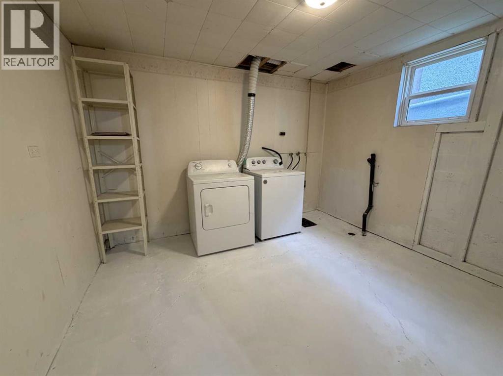 520 20 Street S - 30