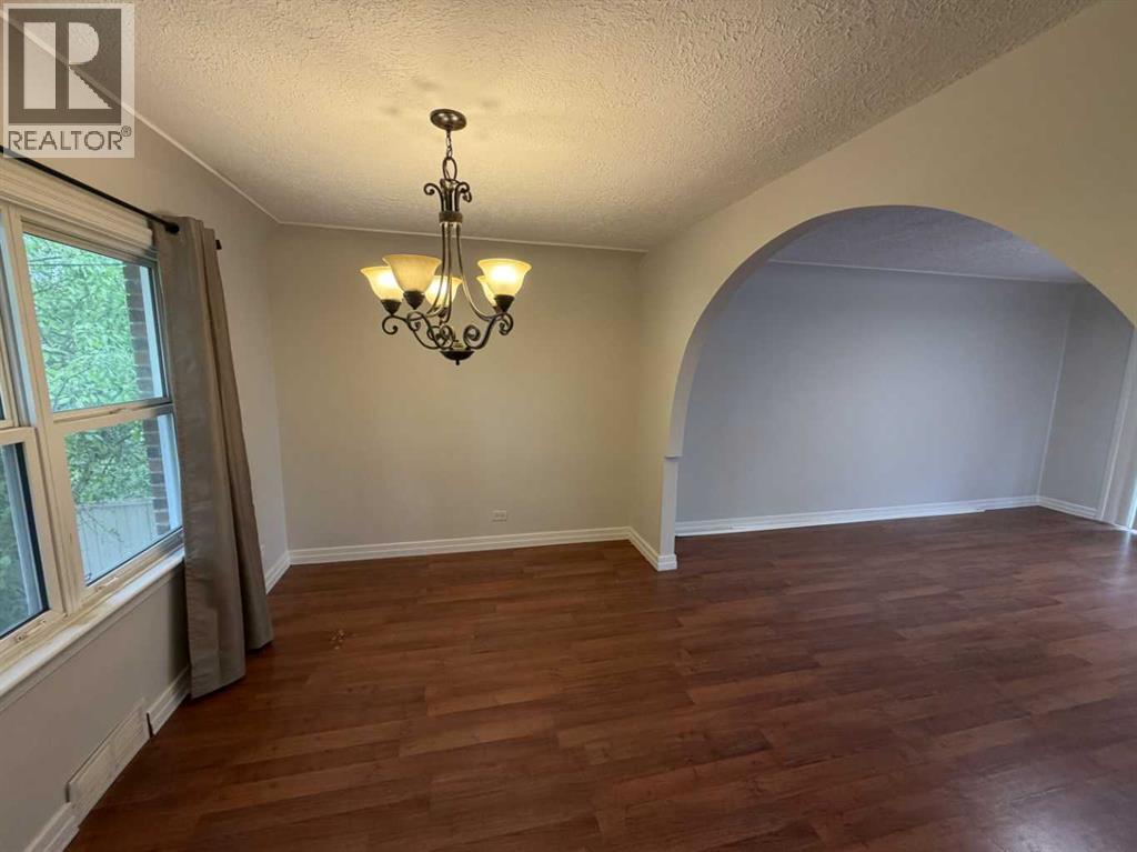 520 20 Street S - 14