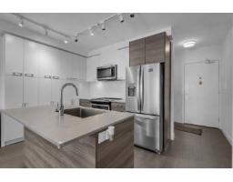 304 13963 105 Boulevard, Surrey, BC V3T0M9 Photo 6