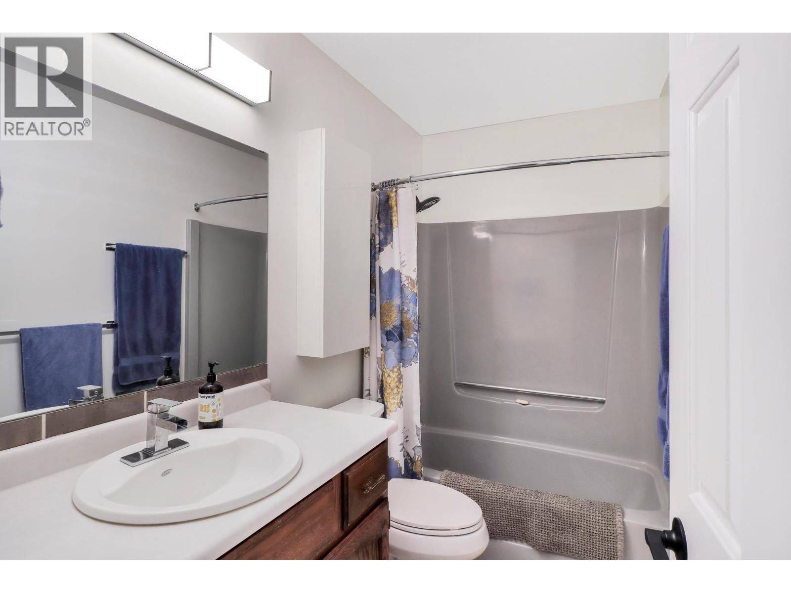 1708 MT NELSON Crescent - 26