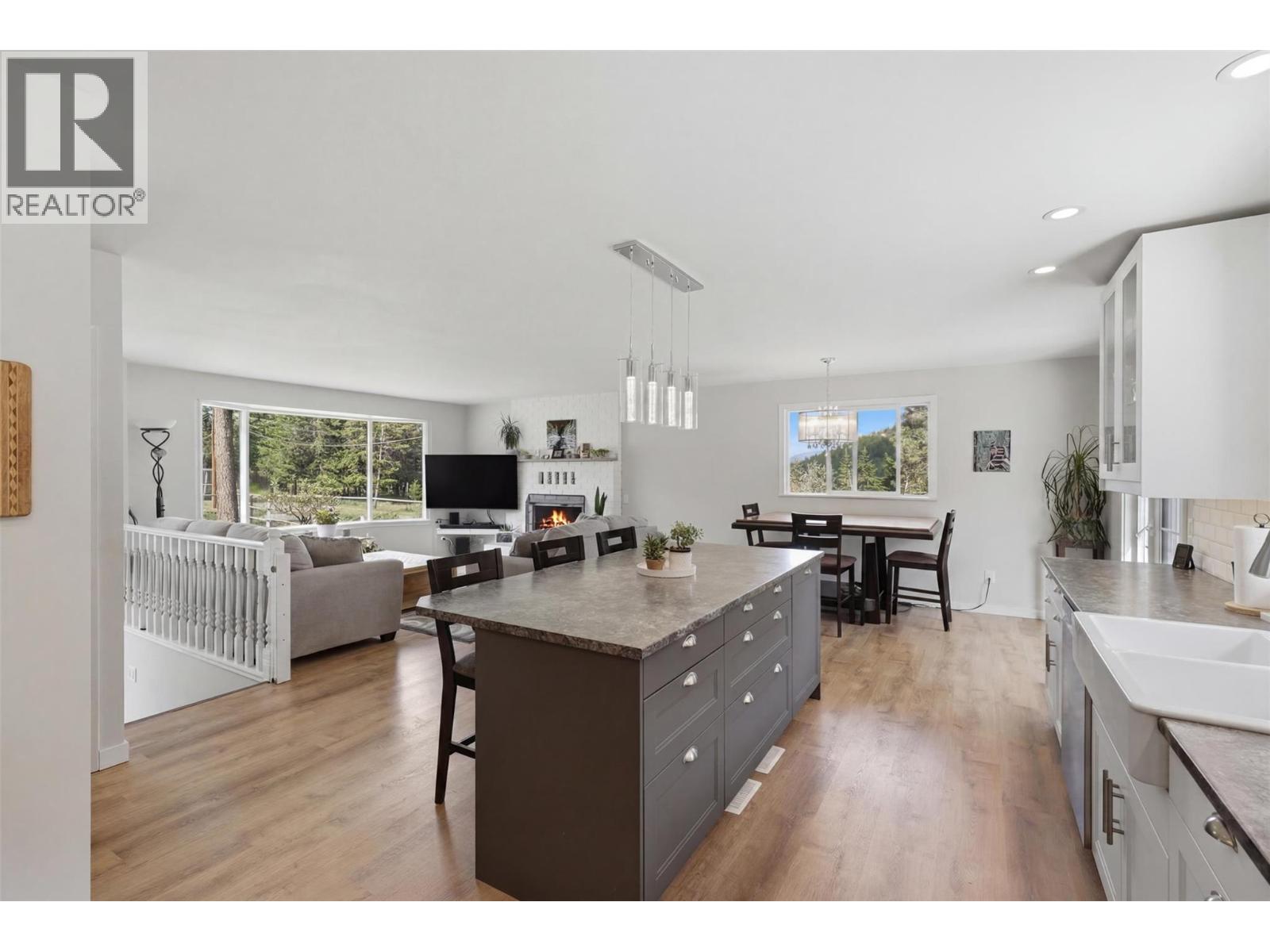 2015 PRATT Road - 5
