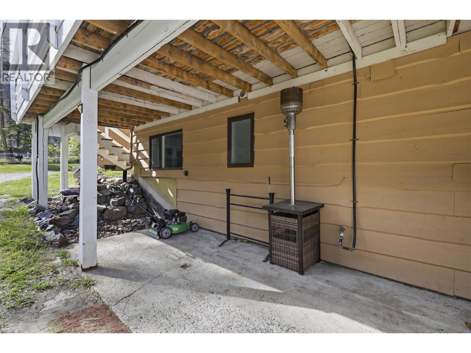 2015 PRATT Road - 53