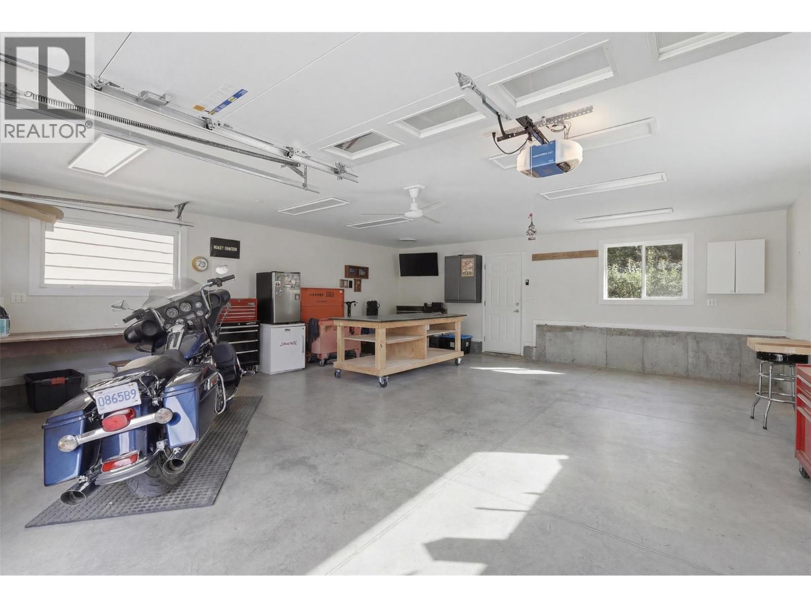 2015 PRATT Road - 52