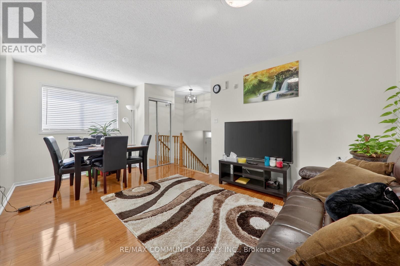 1645 AUTUMN CRESCENT - 12