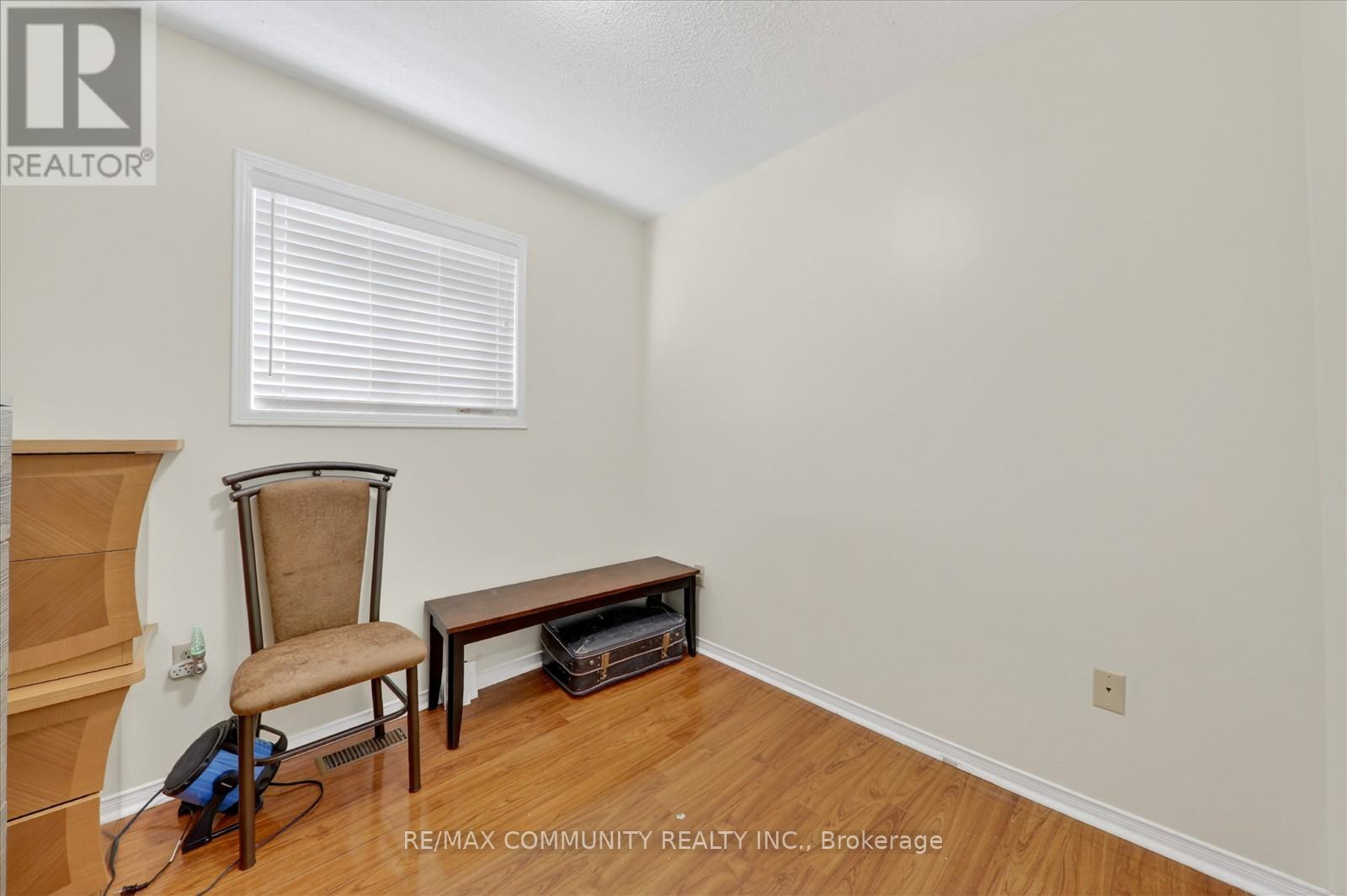 1645 AUTUMN CRESCENT - 22