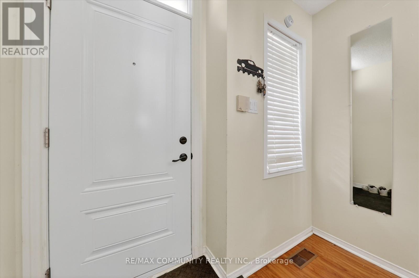 1645 AUTUMN CRESCENT - 7