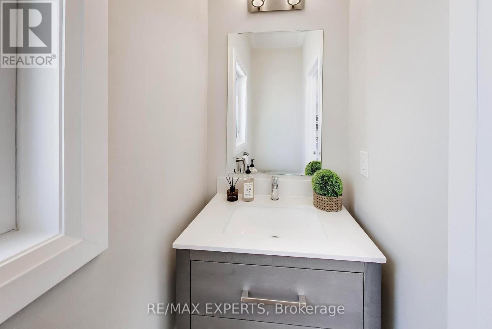 228 WOODBINE AVENUE - 16