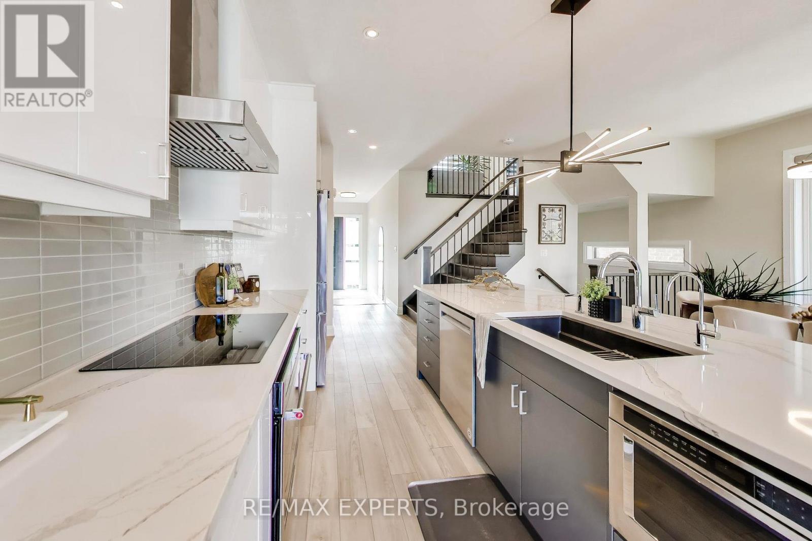 228 WOODBINE AVENUE - 14