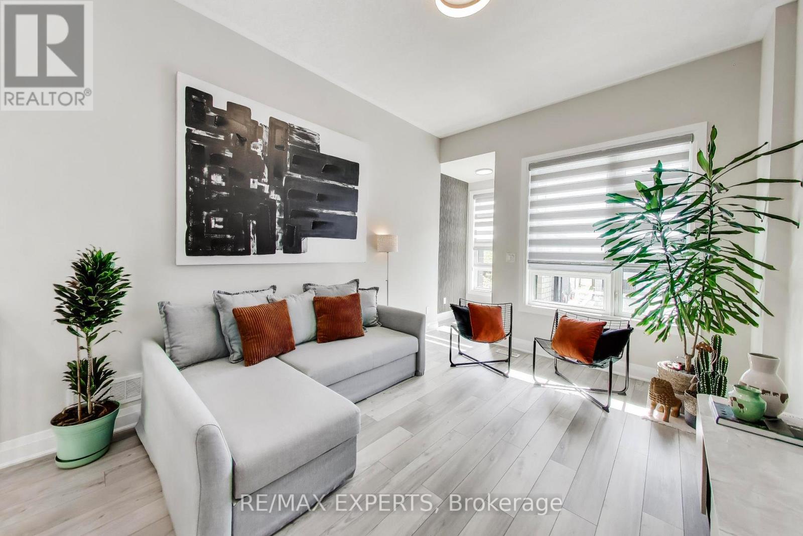 228 WOODBINE AVENUE - 18