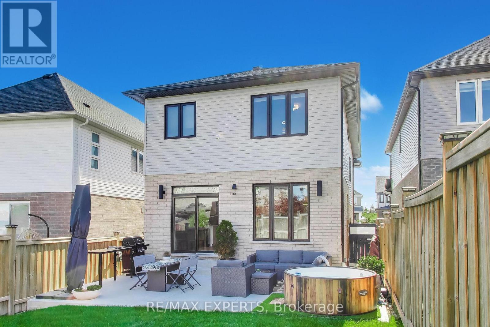 228 WOODBINE AVENUE - 38