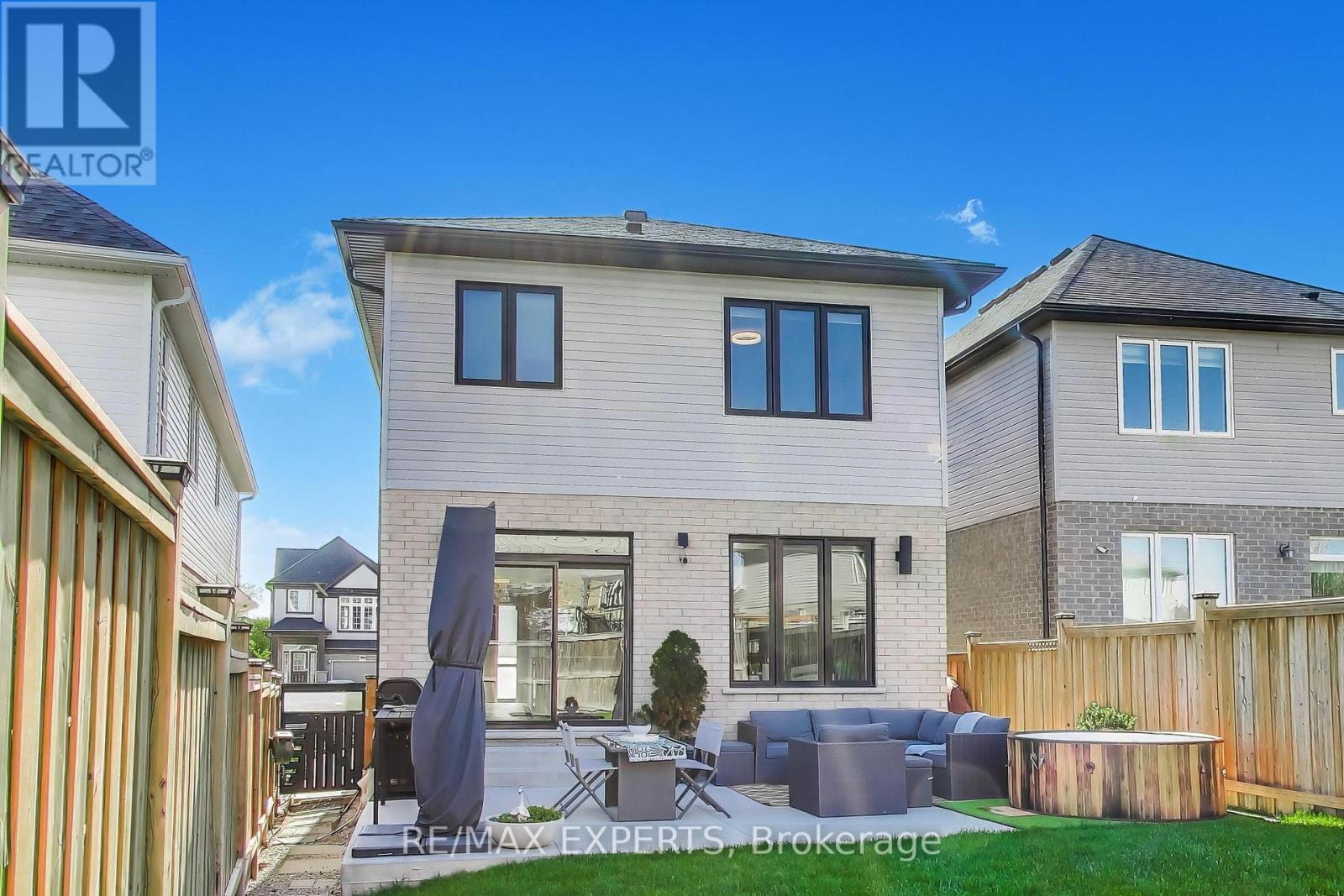 228 WOODBINE AVENUE - 39
