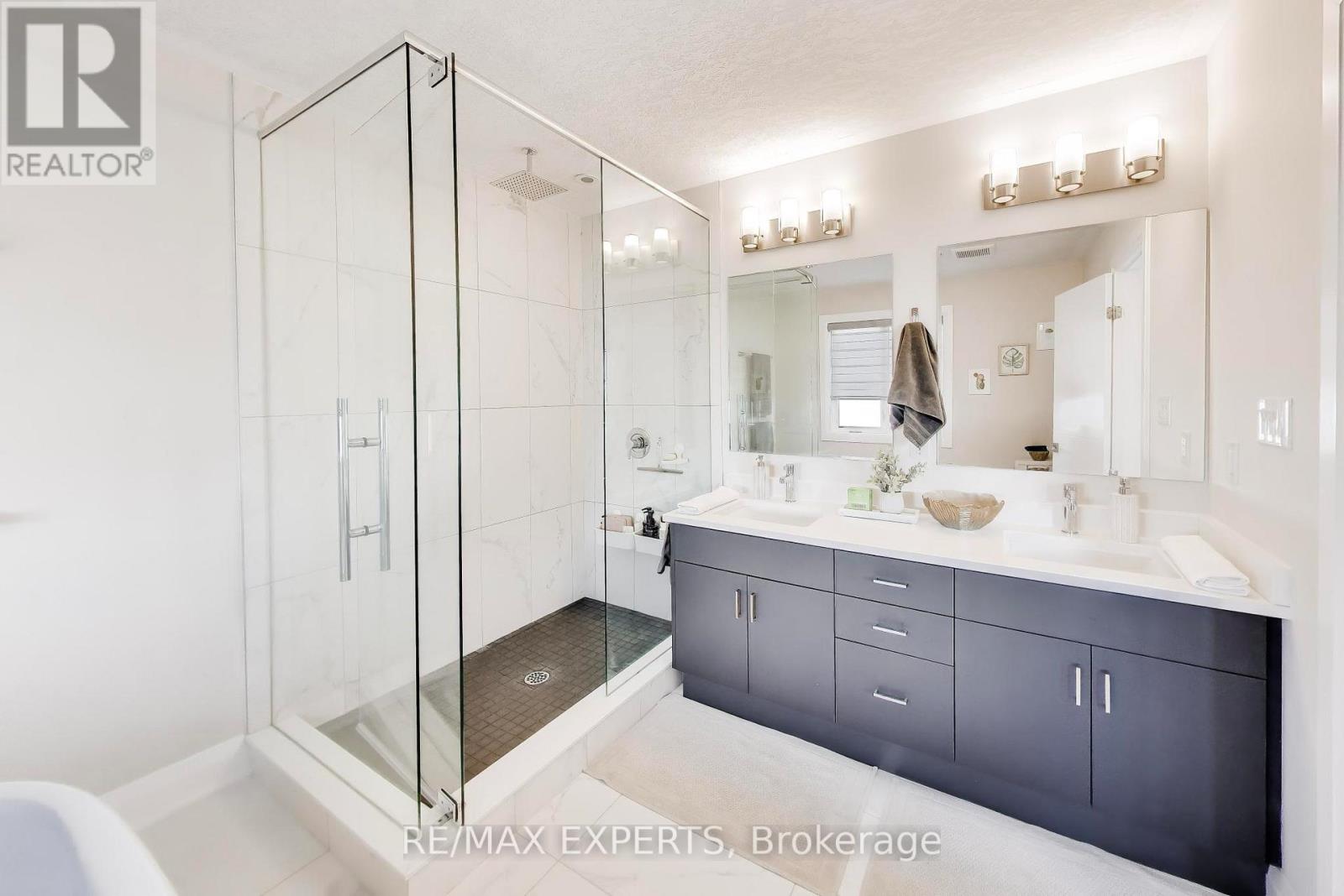 228 WOODBINE AVENUE - 26