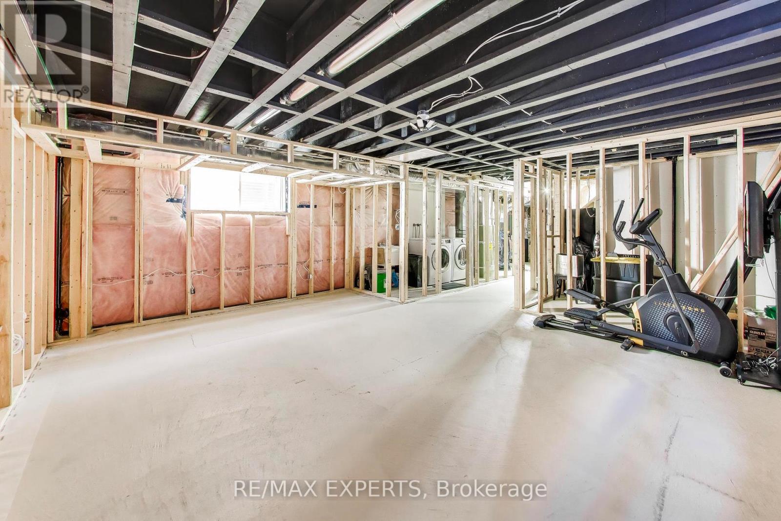 228 WOODBINE AVENUE - 35