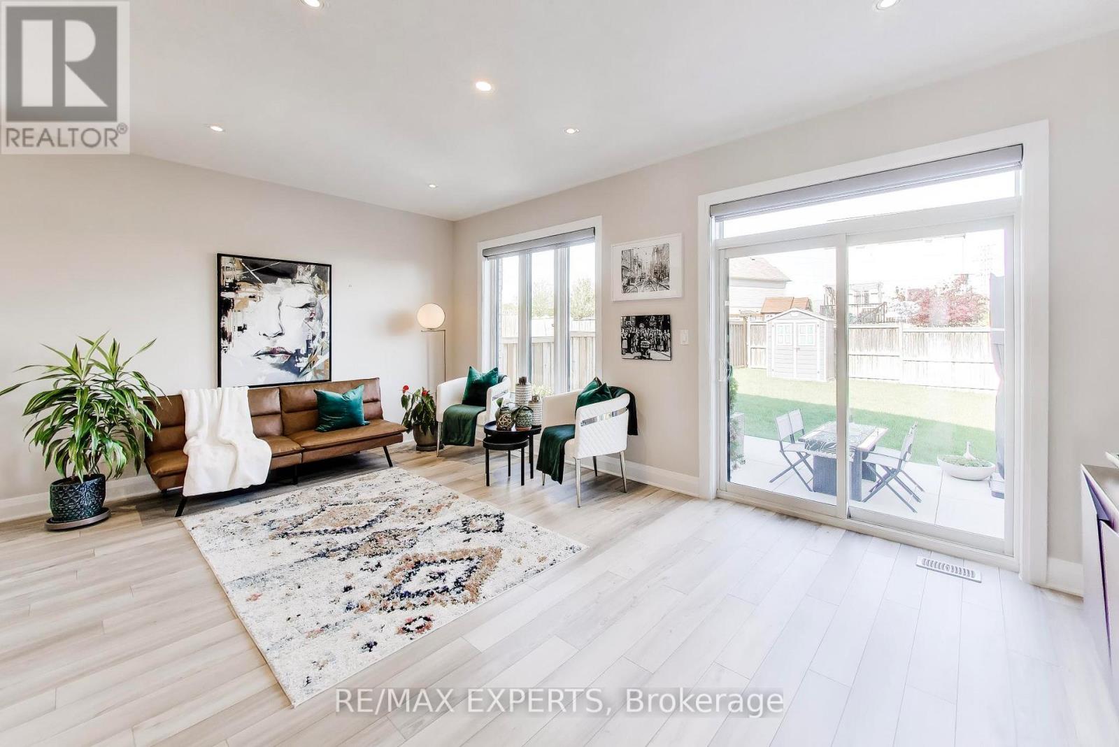 228 WOODBINE AVENUE - 6