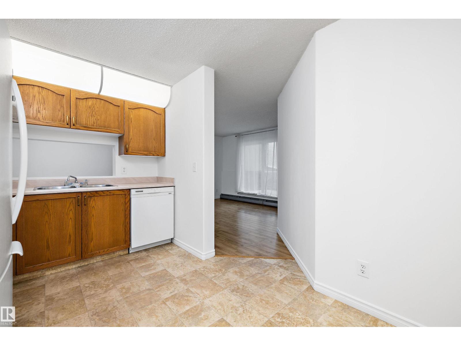 #111 9619 174 ST NW - 7