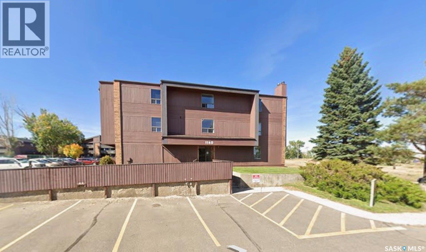#303 1140 9th AVENUE NE - 1