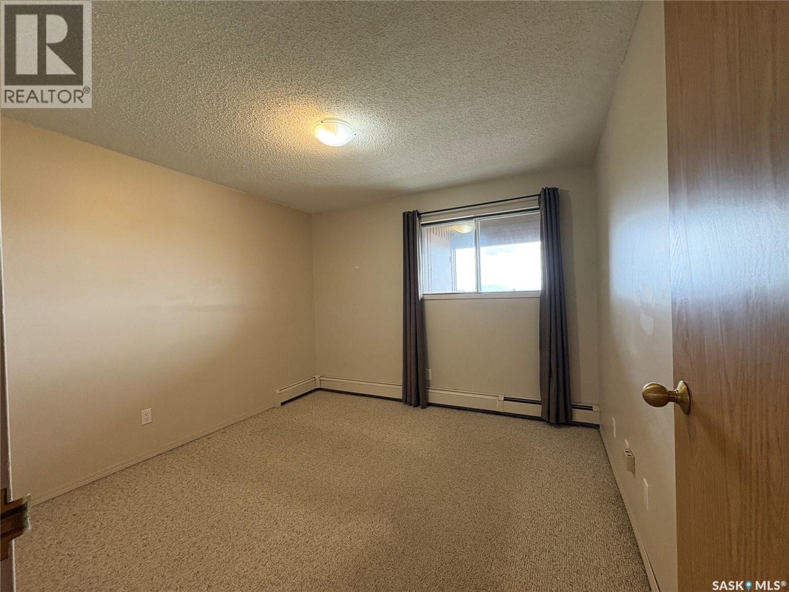 #303 1140 9th AVENUE NE - 10