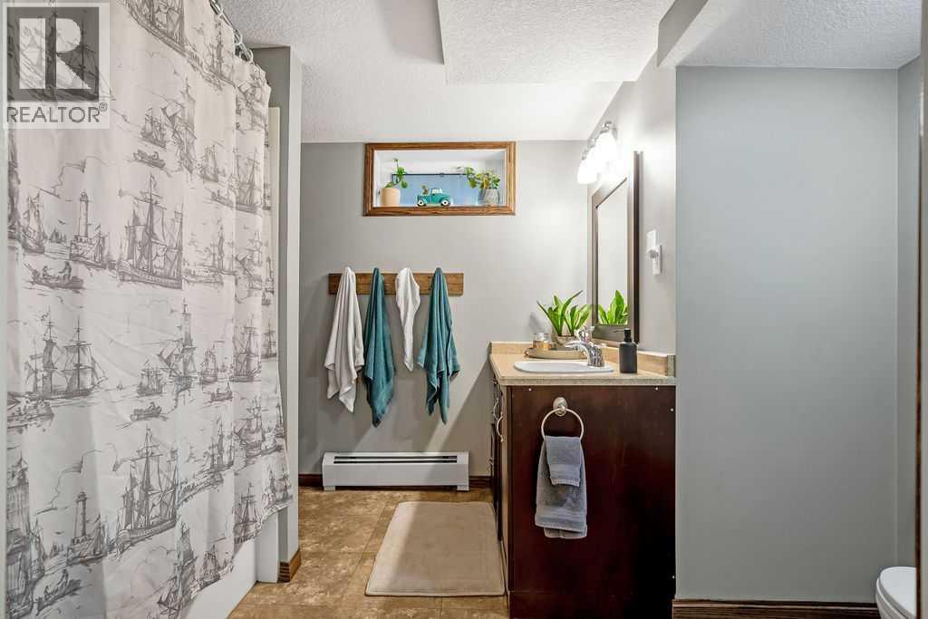 723 5 Avenue SW - 36