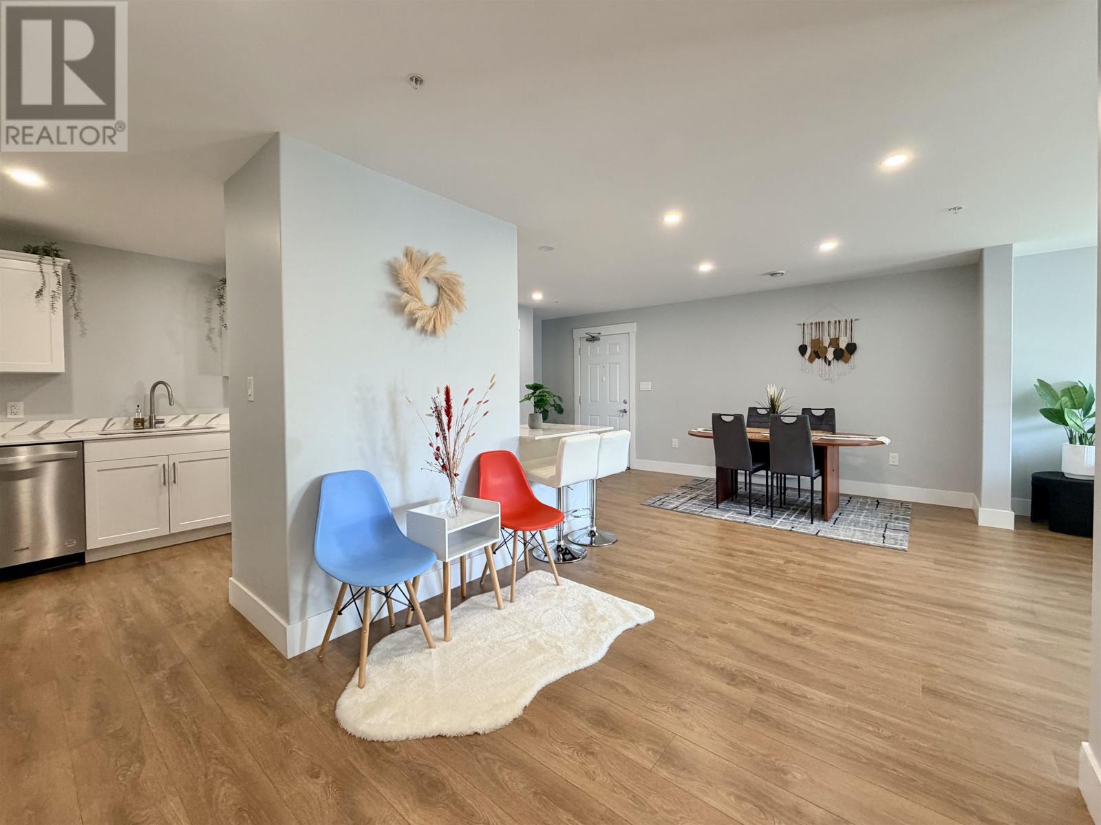 #202 24 Gilbert Drive - 16