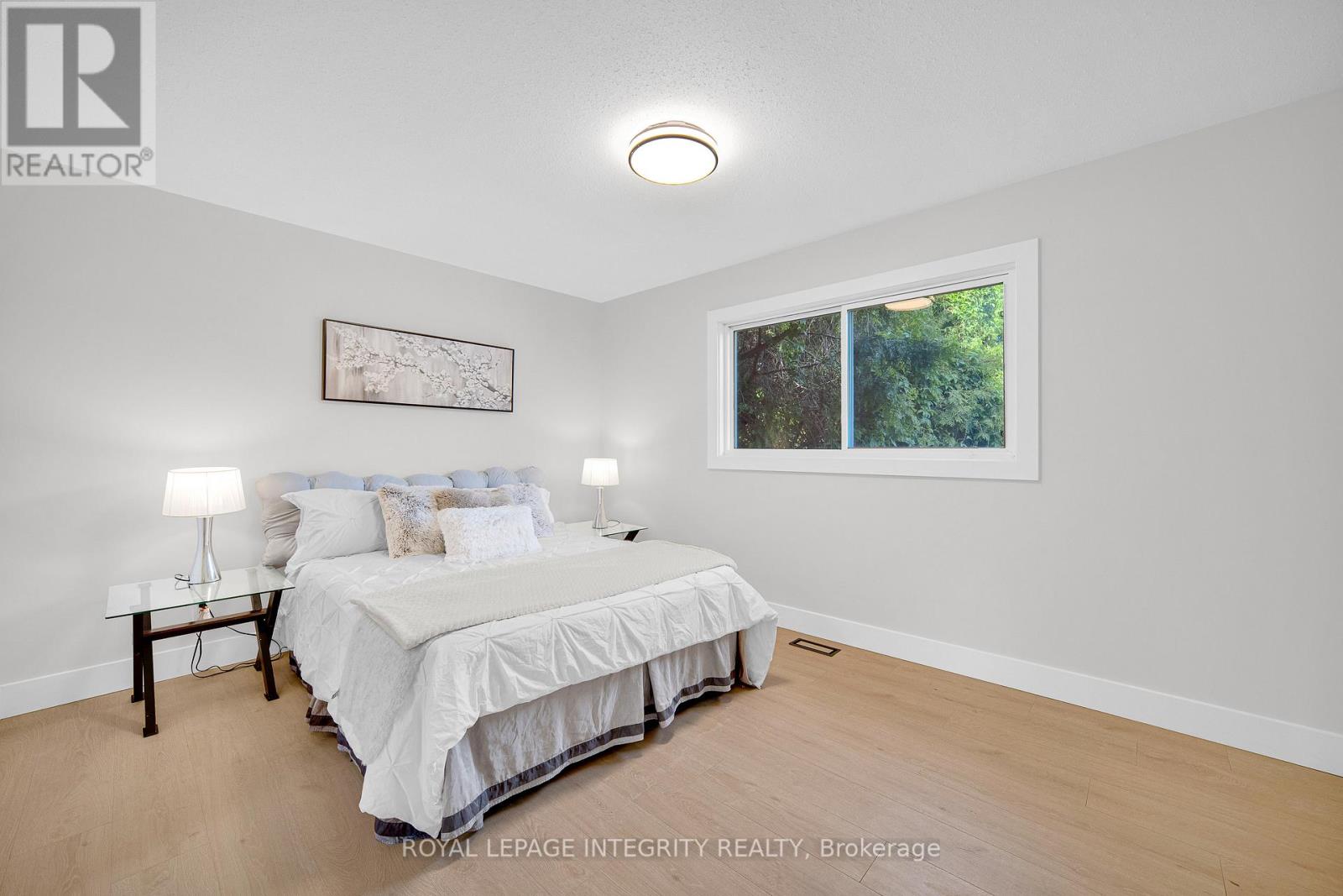 53 OVERLAKE DRIVE - 22