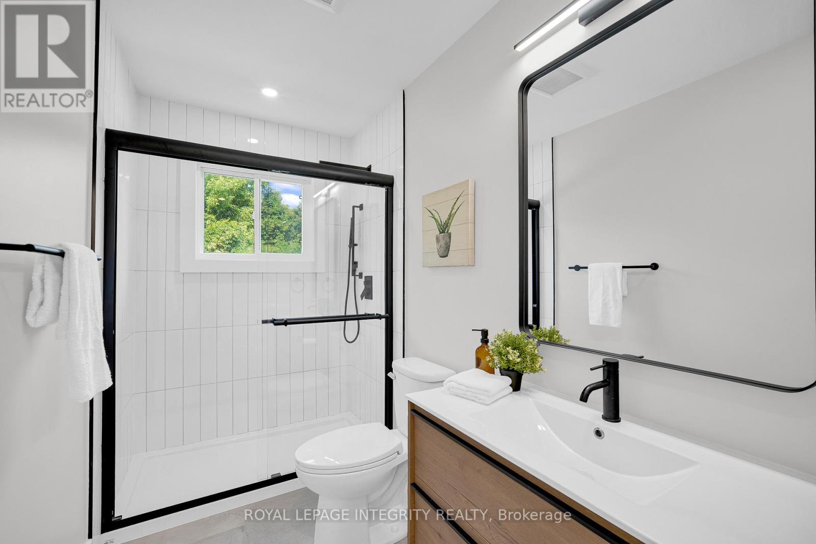 53 OVERLAKE DRIVE - 26