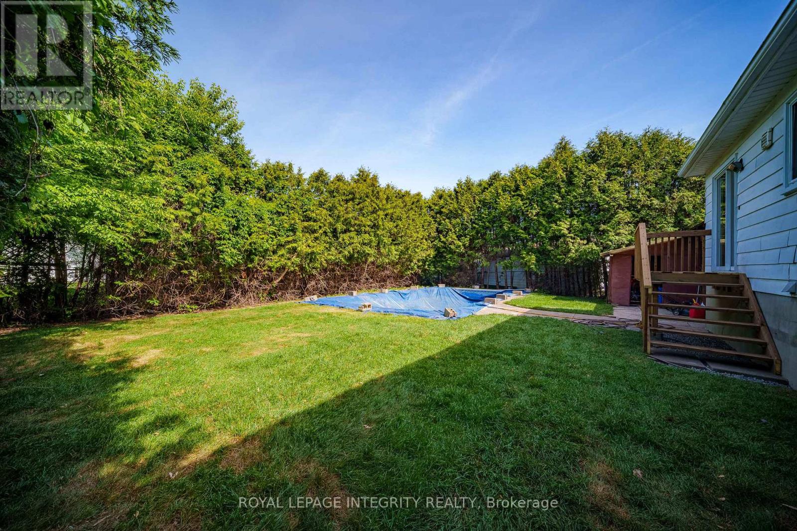 53 OVERLAKE DRIVE - 42