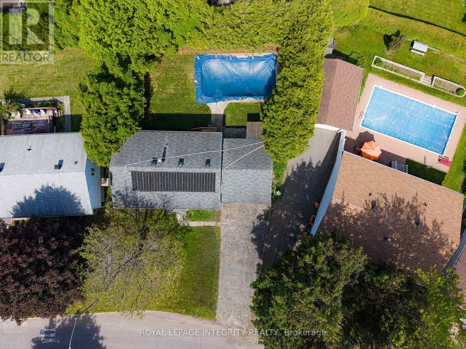 53 OVERLAKE DRIVE - 43