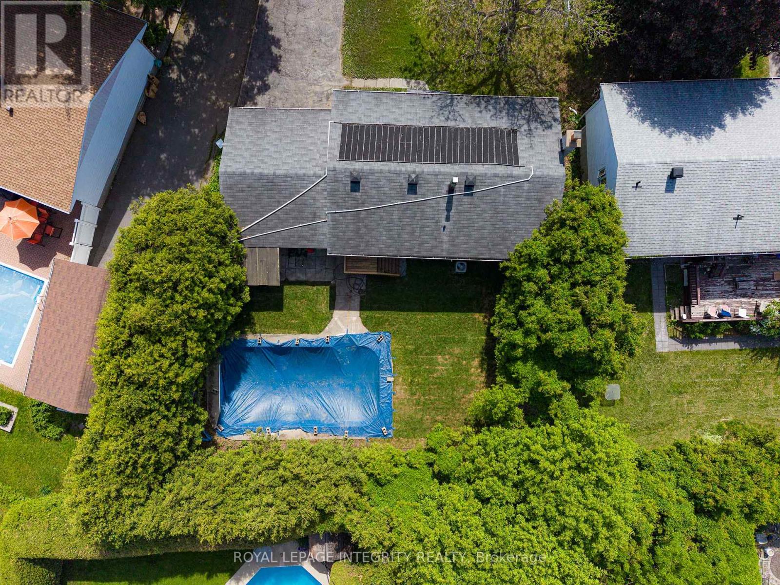 53 OVERLAKE DRIVE - 44