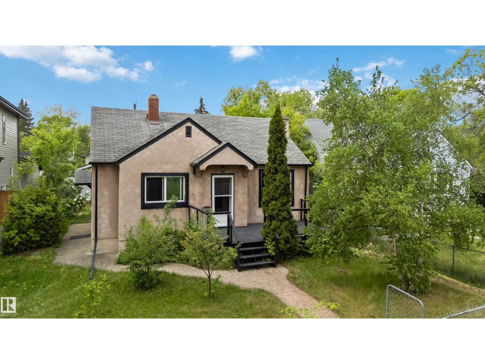 11842 93 ST NW - 39