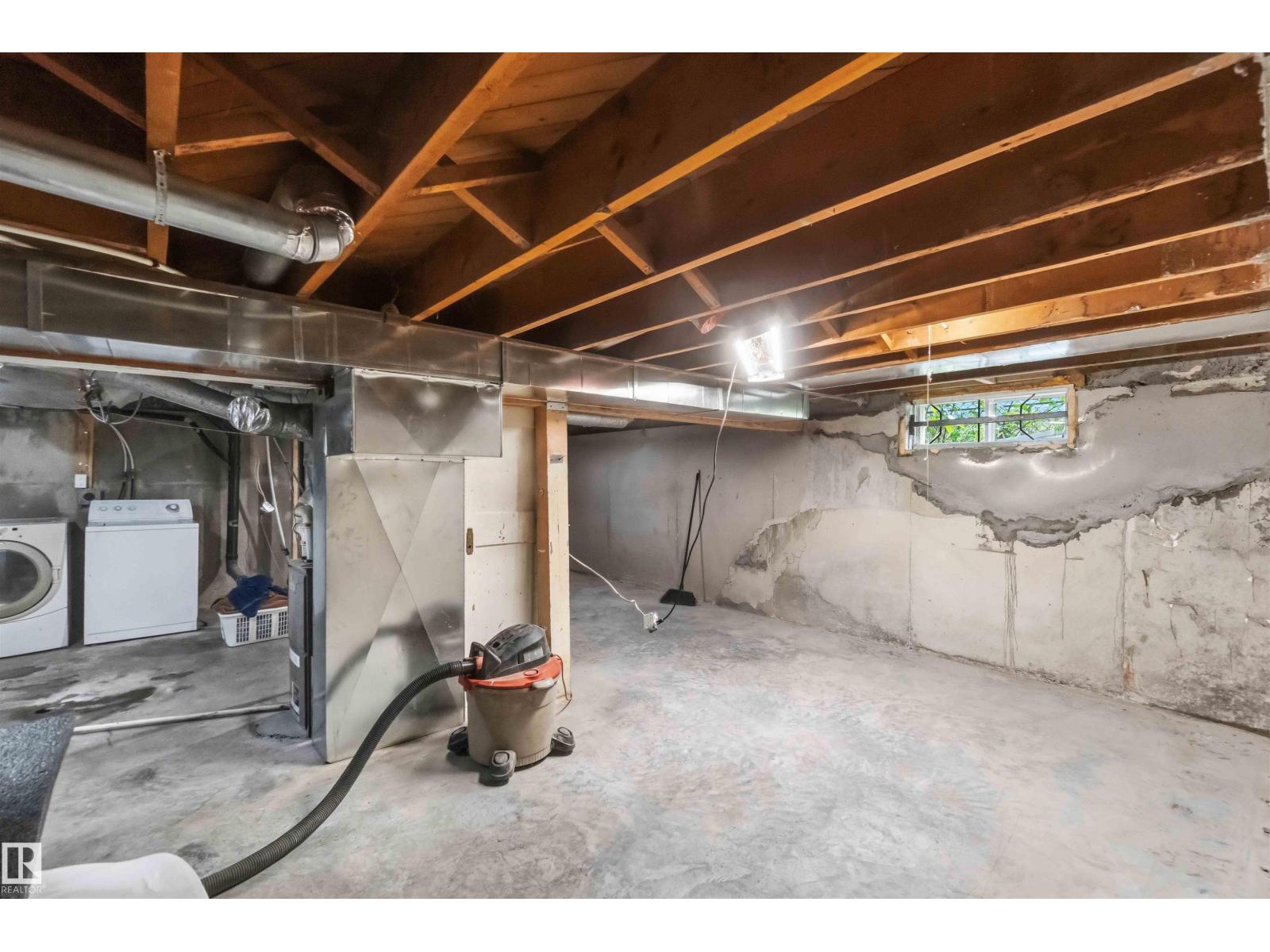 11842 93 ST NW - 31