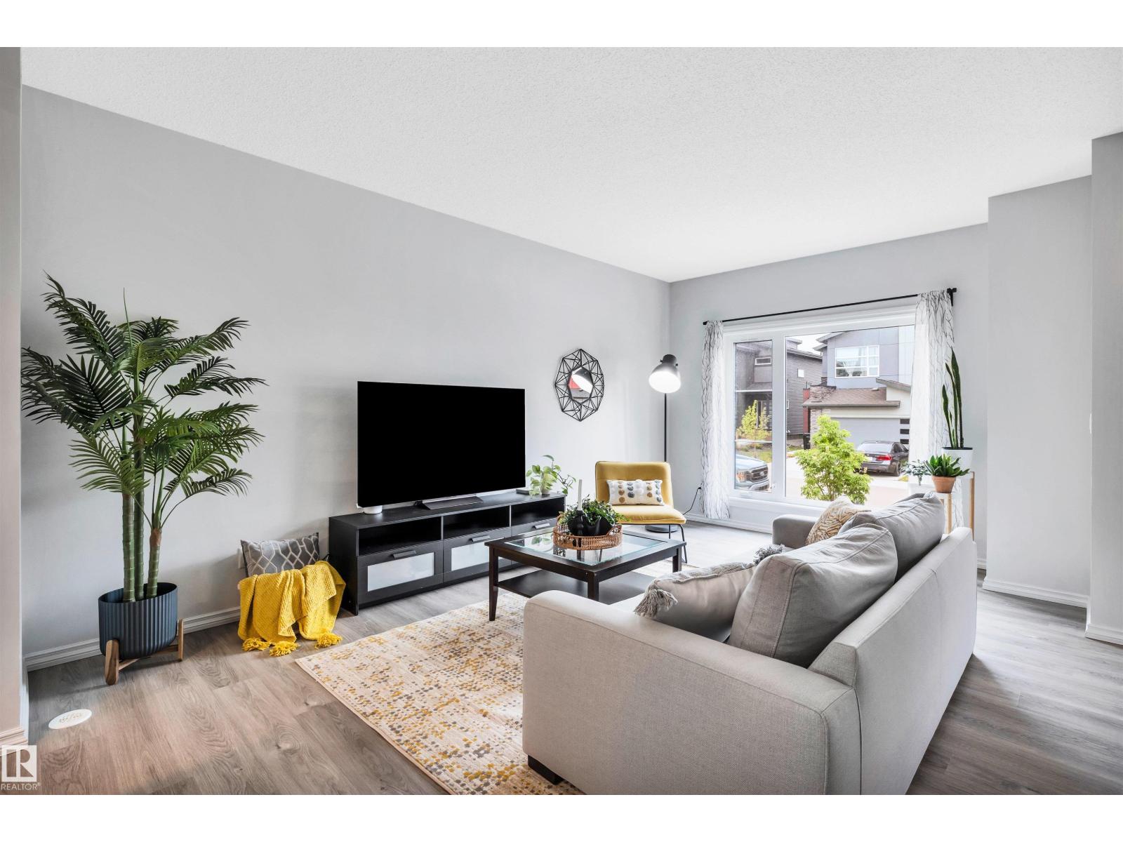 2495 KELLY CIRCLE CI SW - 4