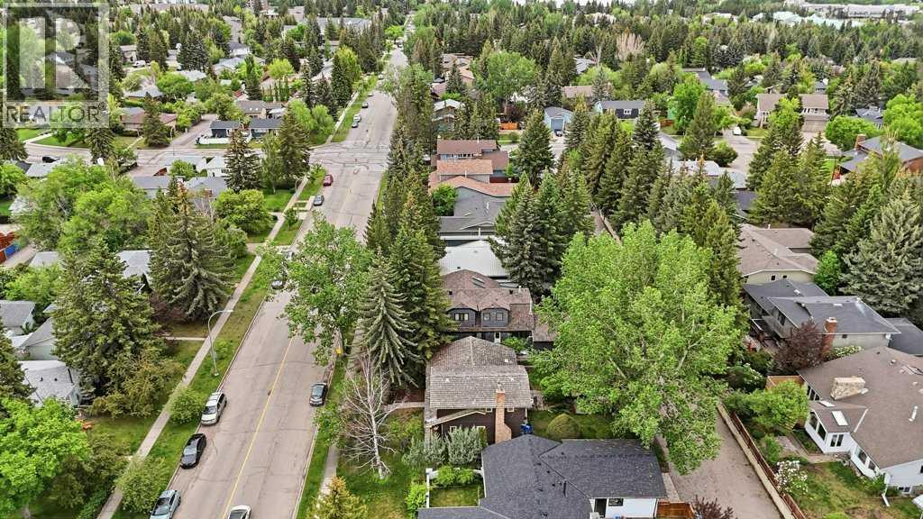 9824 19 Street SW - 33