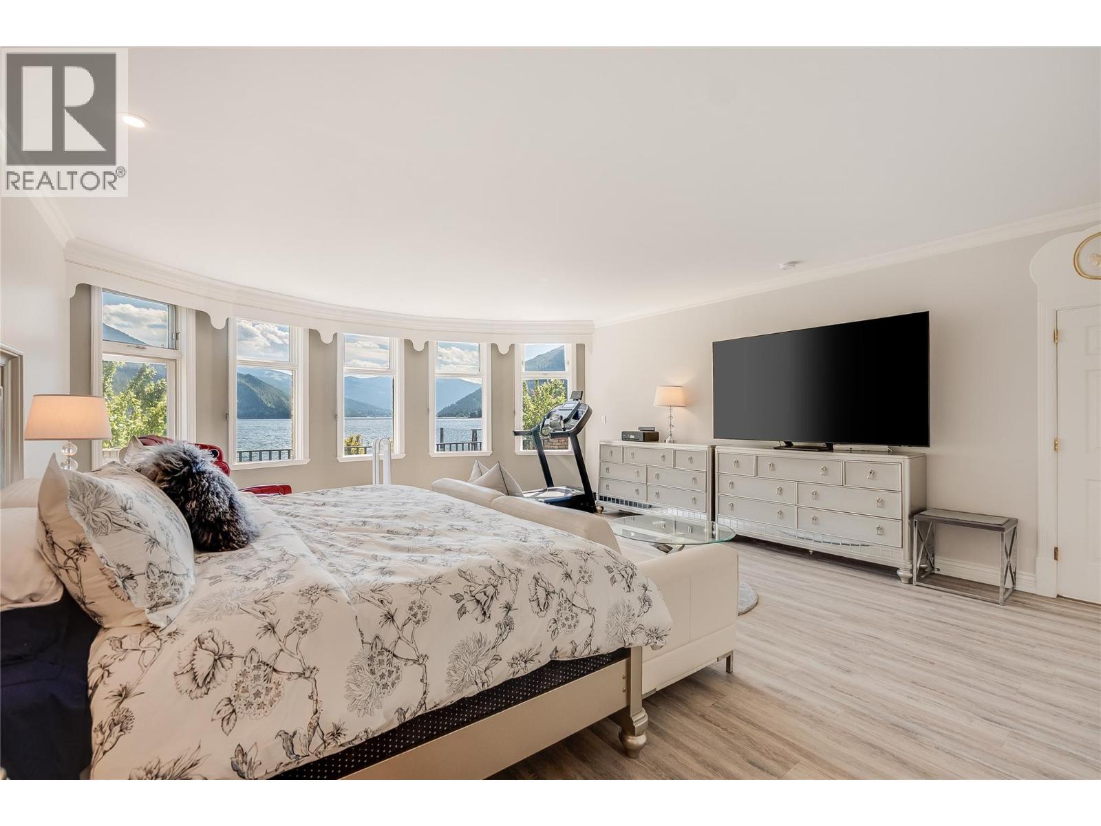 2614 3a Highway - 30