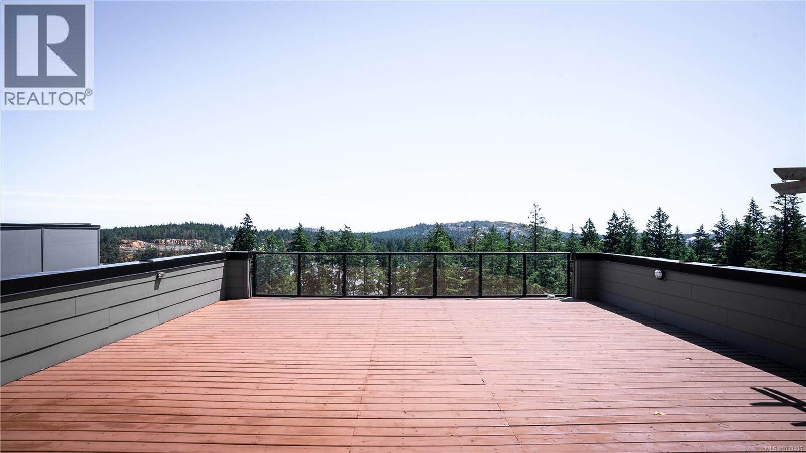  2210 Archer Gate, Langford