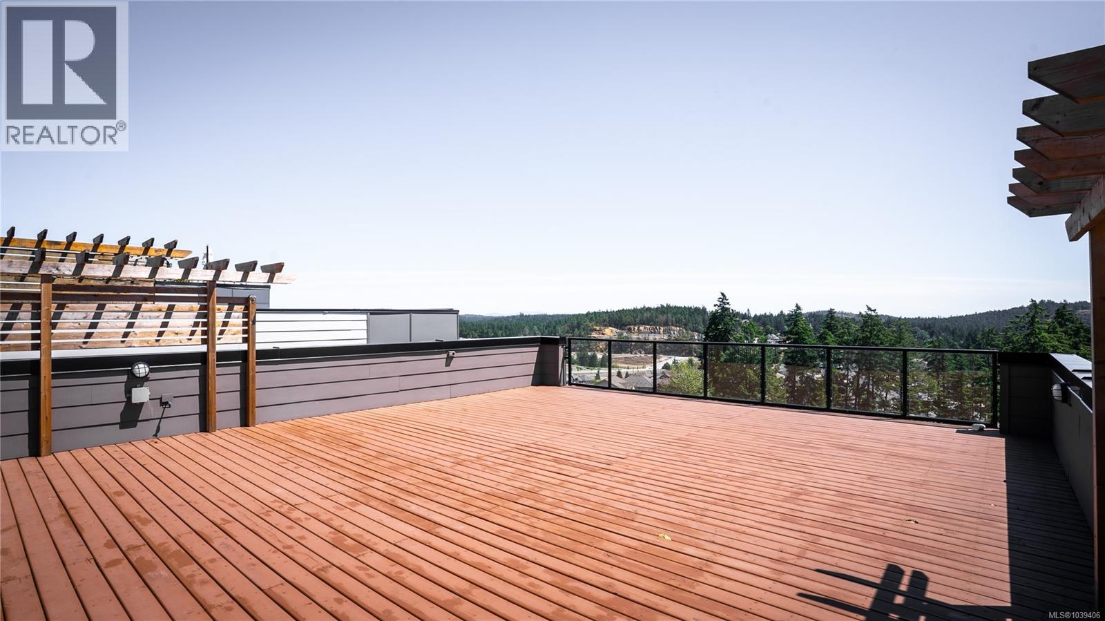  2210 Archer Gate, Langford