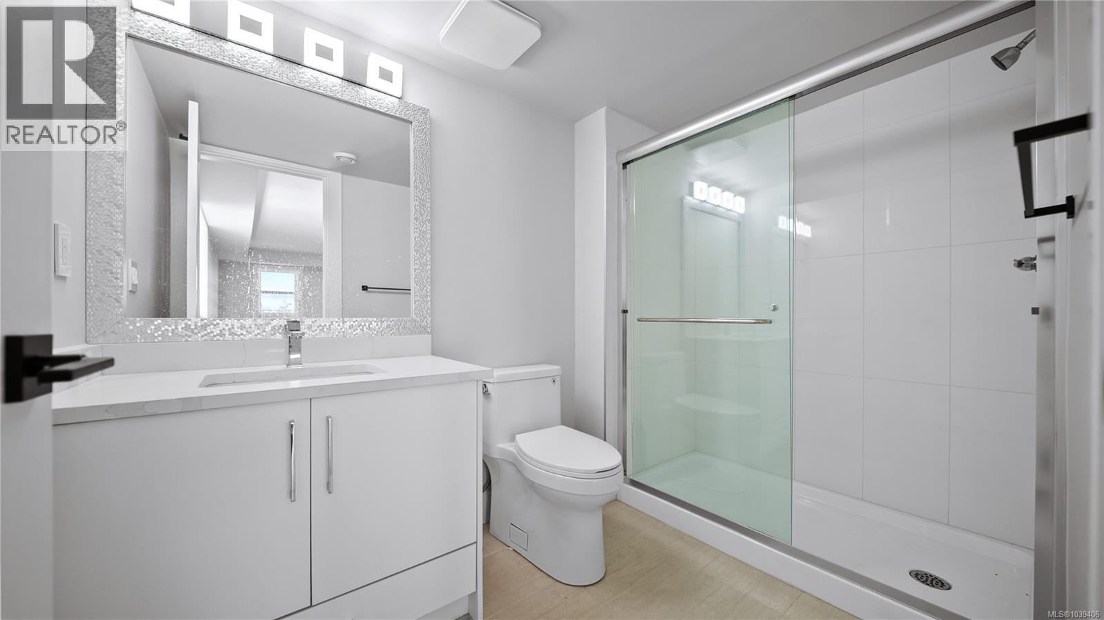  2210 Archer Gate, Langford