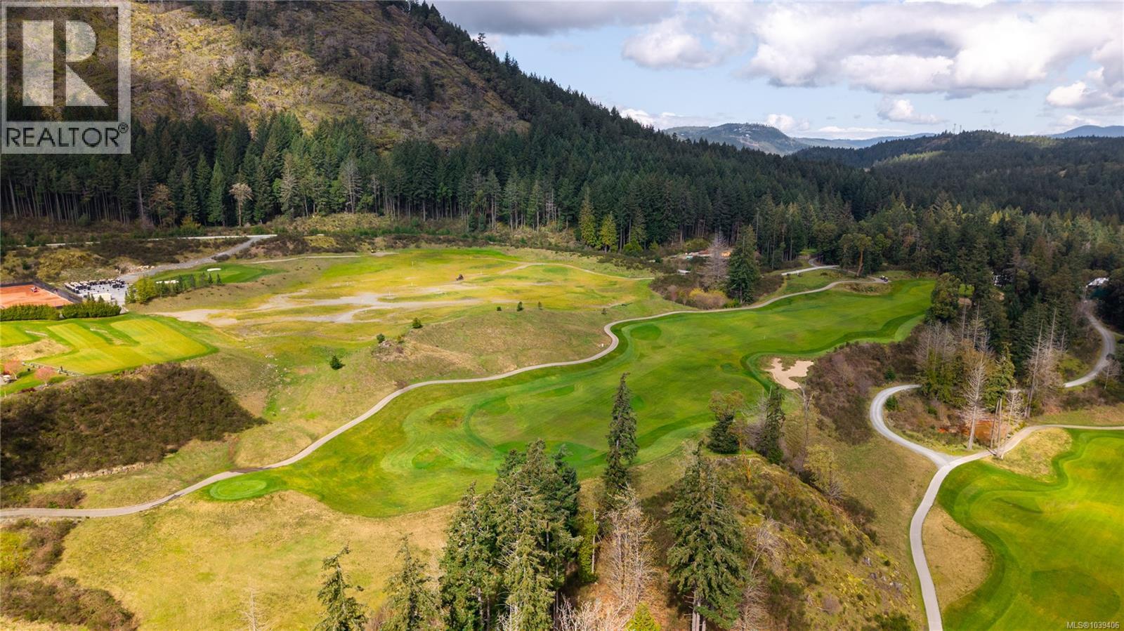  2210 Archer Gate, Langford