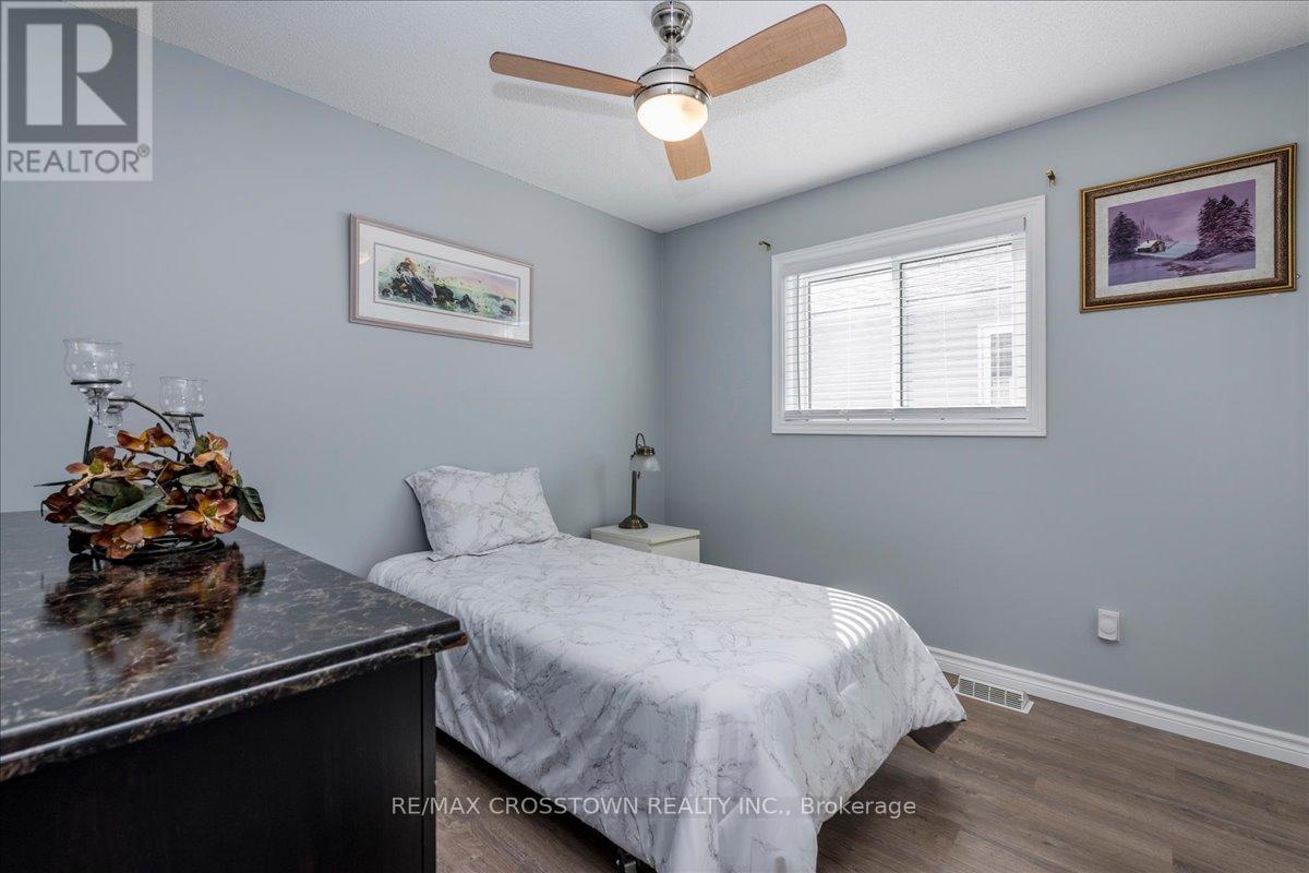 1170 ARNOLD STREET - 18