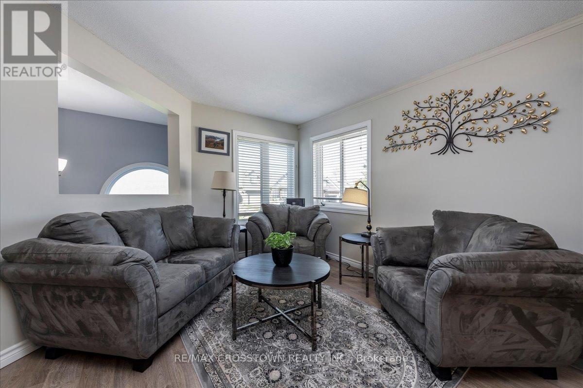 1170 ARNOLD STREET - 8