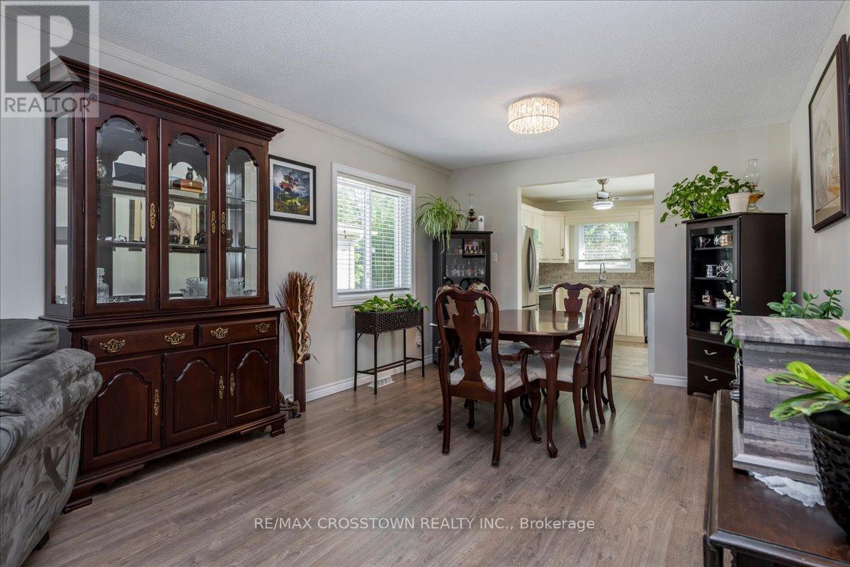 1170 ARNOLD STREET - 9
