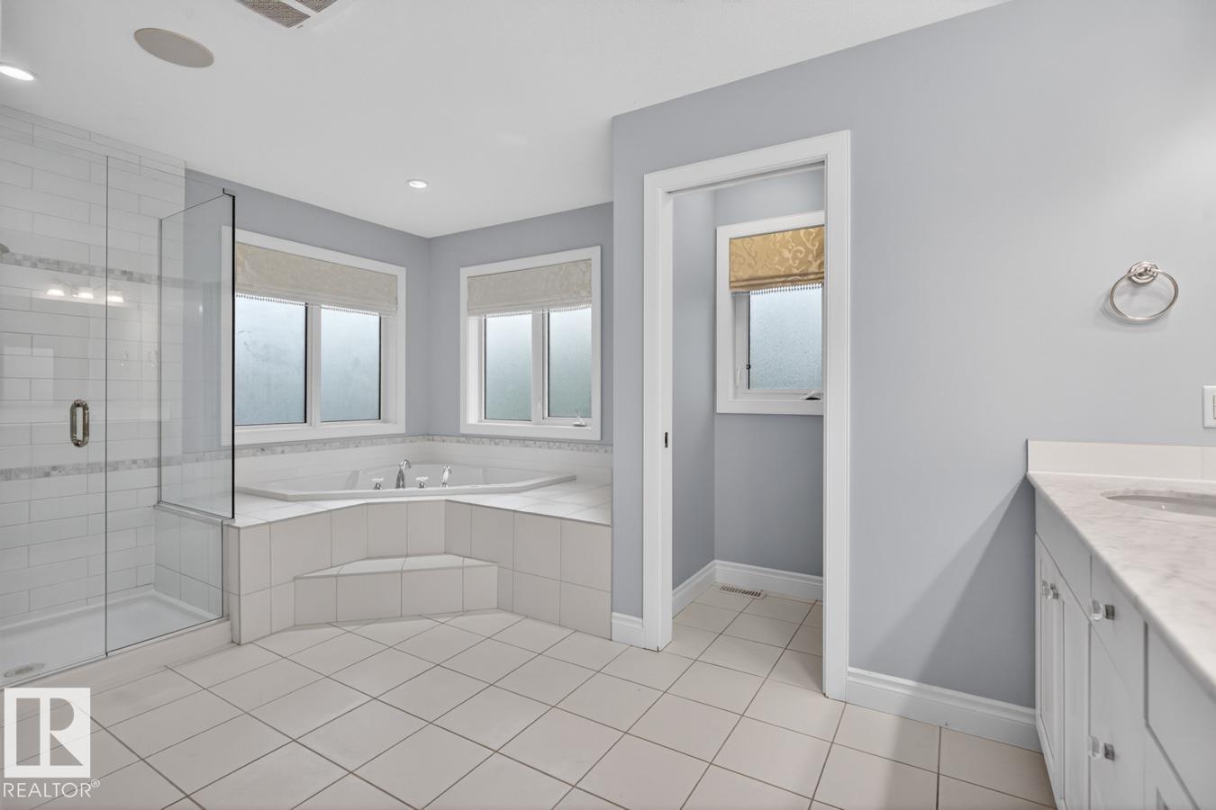 5016 213 ST NW - 16