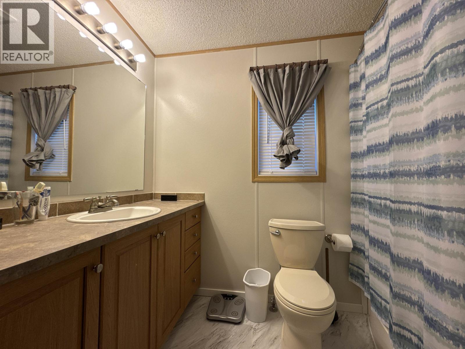 10495 102 STREET - 10