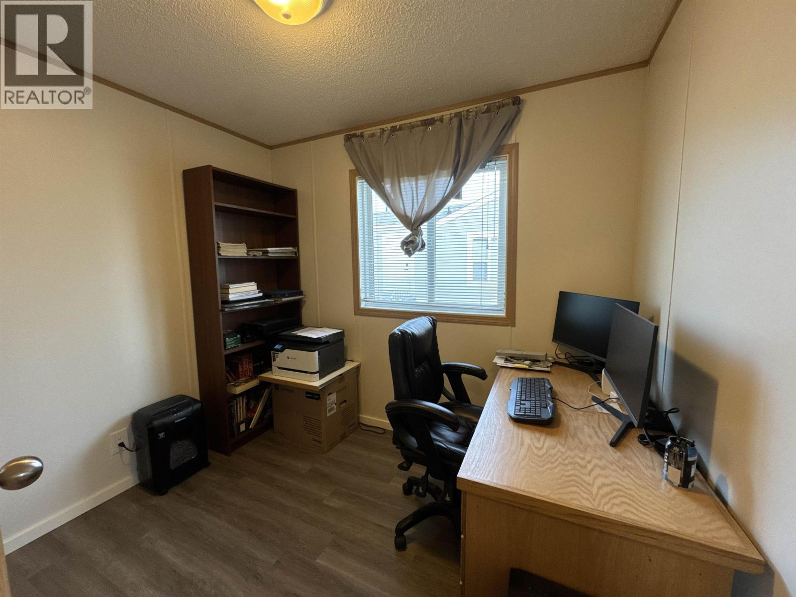 10495 102 STREET - 8