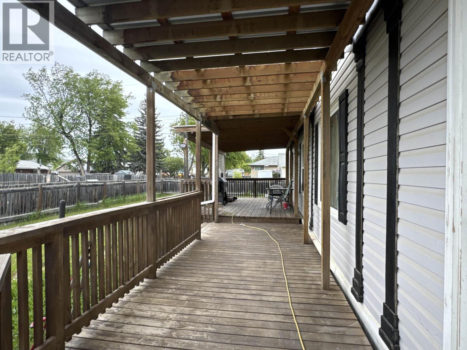 10495 102 STREET - 13