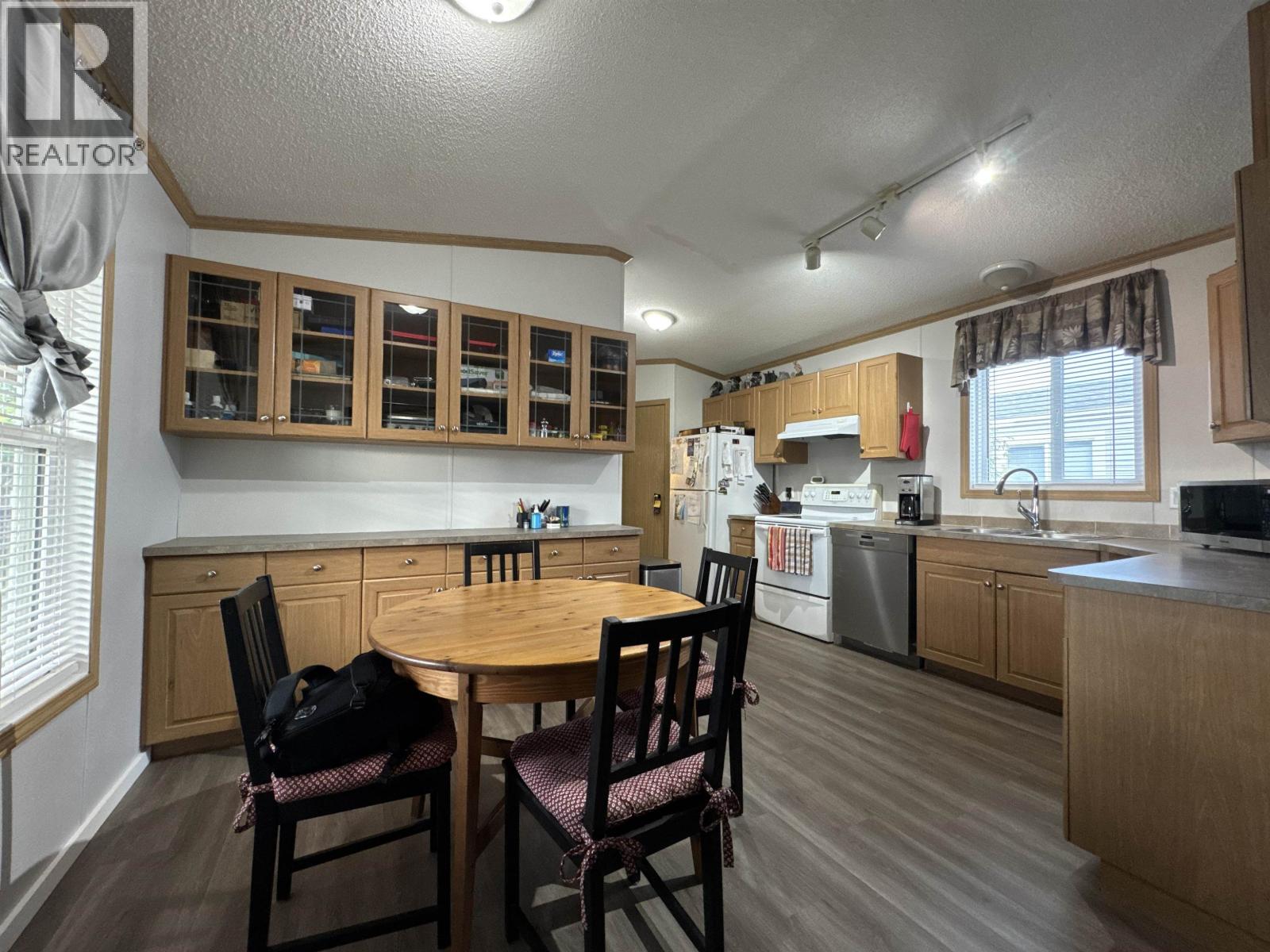 10495 102 STREET - 3